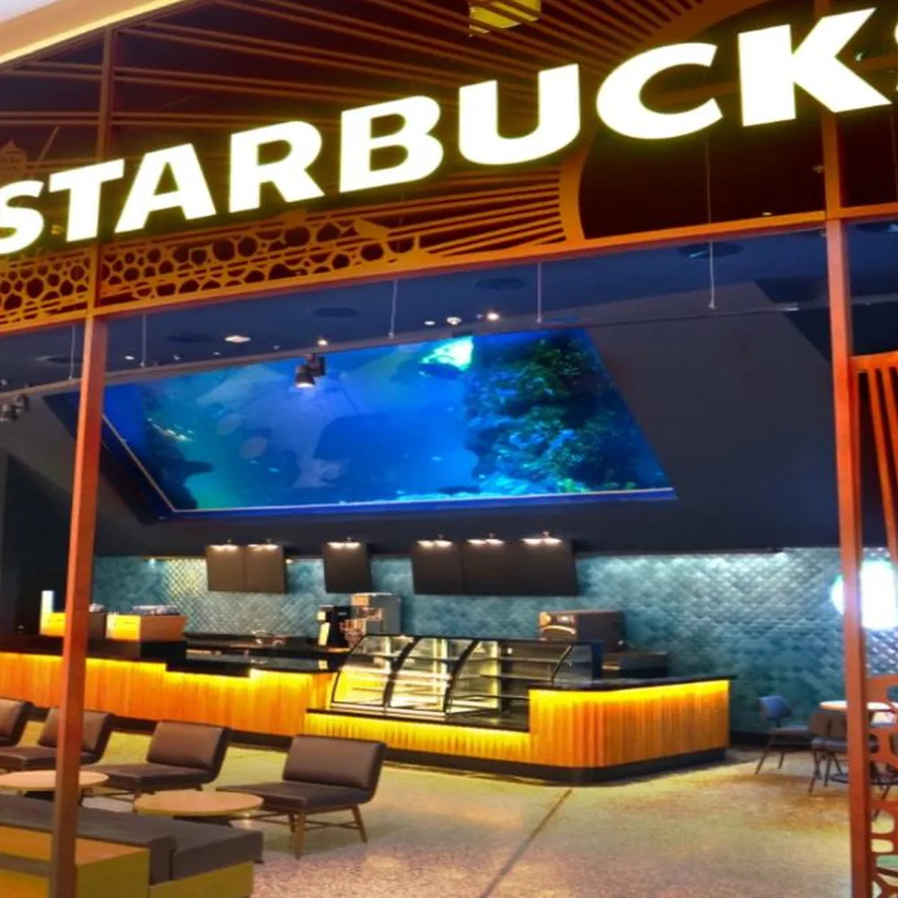 02-starbucks-mall-of-muscat-01